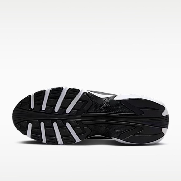 Nike Air Black and White Athletic Shoes HF3053-001 - Picture 7 of 8